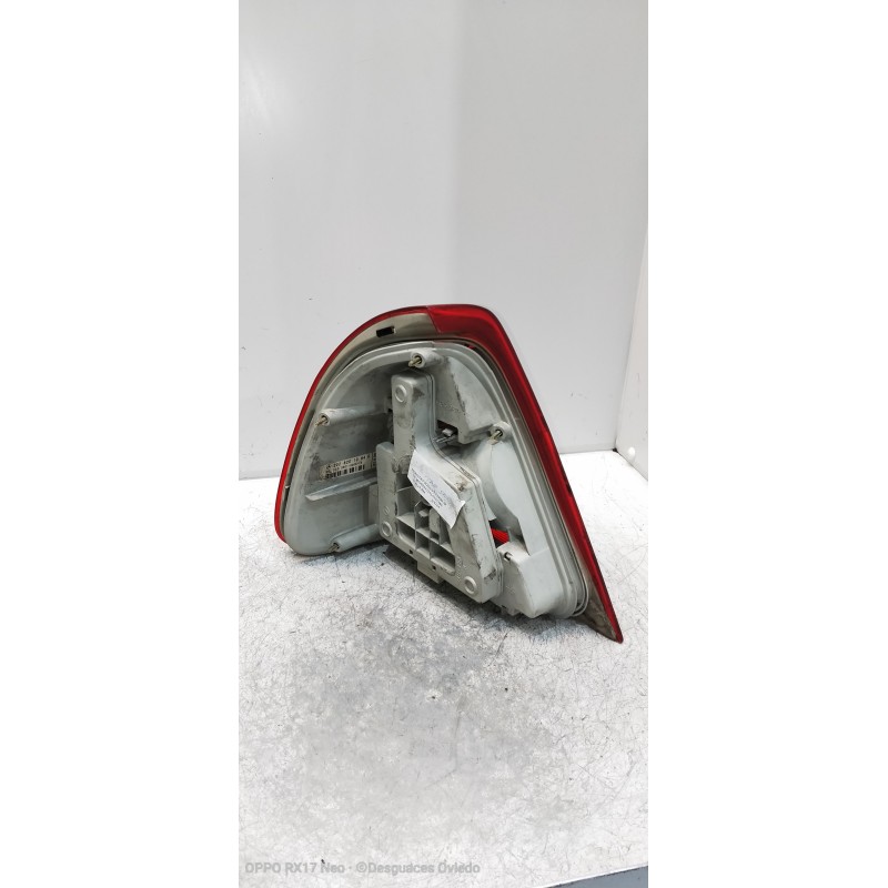 Recambio de piloto trasero derecho para mercedes clase c (w202) berlina 220 diesel (202.121) referencia OEM IAM 2028201064  