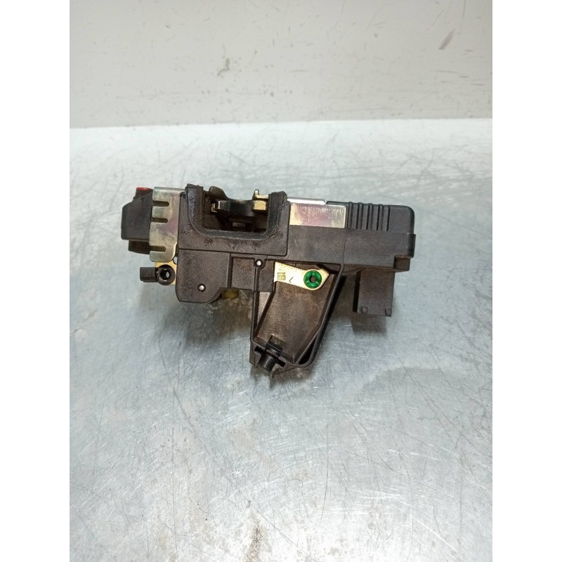 Recambio de motor cierre centralizado trasero izquierdo para opel vectra b berlina básico (1999) referencia OEM IAM 90503995  5P