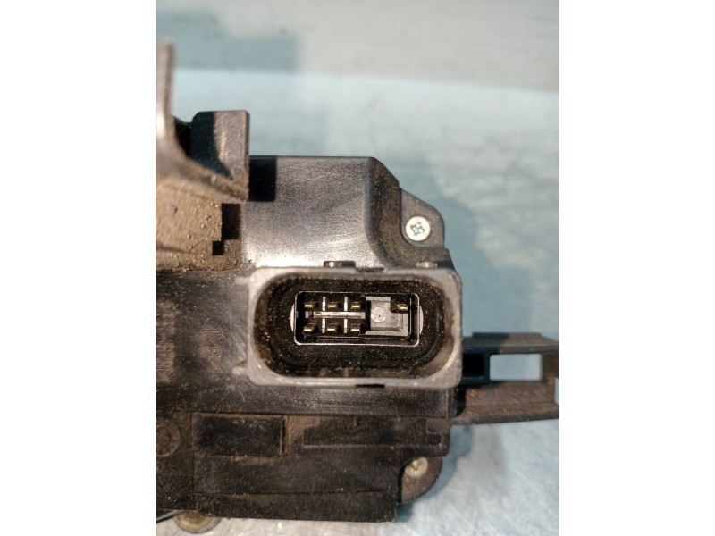 Recambio de motor cierre centralizado delantero izquierdo para opel vectra c caravan elegance referencia OEM IAM 13157763  5P