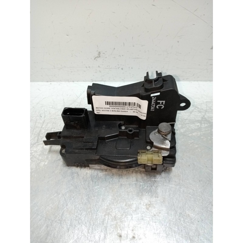 Recambio de motor cierre centralizado delantero derecho para opel vectra c berlina comfort referencia OEM IAM 24447341  4P