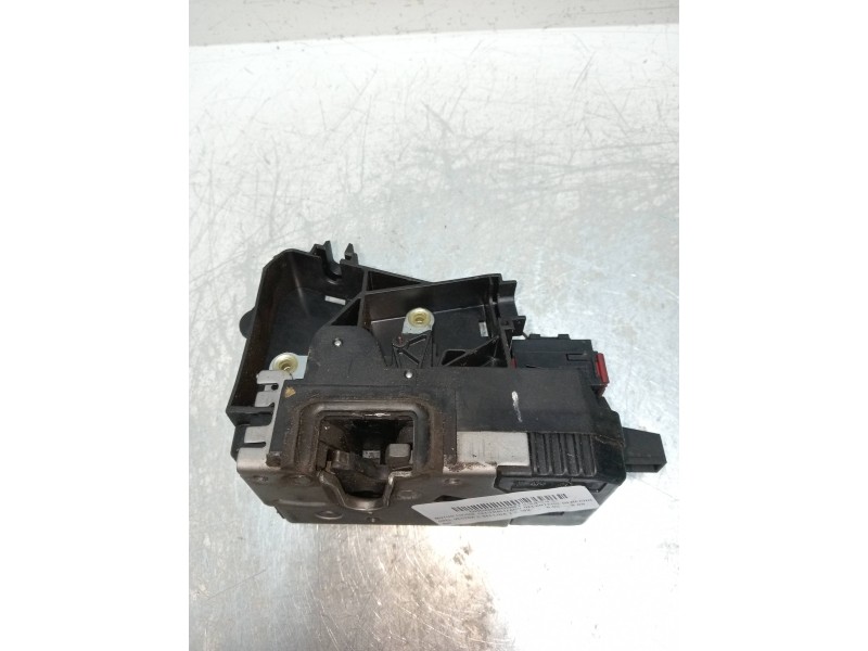 Recambio de motor cierre centralizado delantero derecho para opel vectra c berlina 1.8 16v referencia OEM IAM 13210765  5P