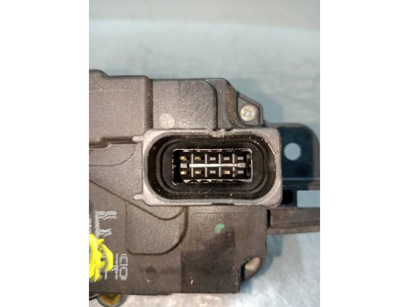 Recambio de motor cierre centralizado delantero izquierdo para opel zafira b 2.2 16v cat (z 22 yh / lch) referencia OEM IAM   5P