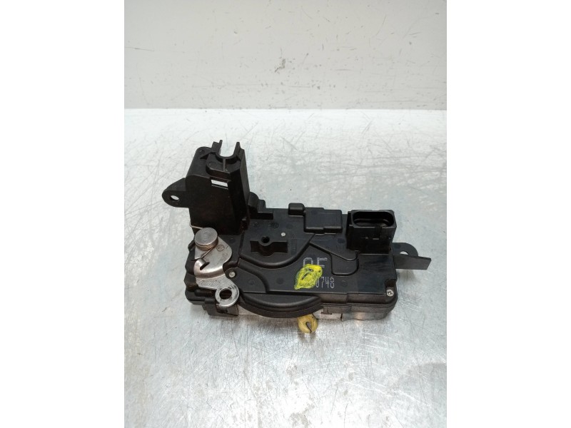 Recambio de motor cierre centralizado delantero izquierdo para opel zafira b 1.7 16v cdti referencia OEM IAM   5P