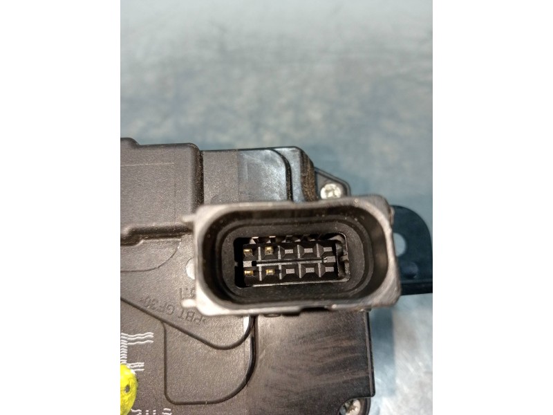 Recambio de motor cierre centralizado delantero izquierdo para opel zafira b 1.7 16v cdti referencia OEM IAM   5P