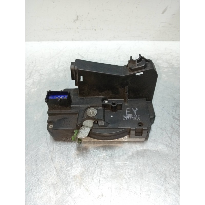 Recambio de motor cierre centralizado delantero derecho para opel zafira a 2.0 dti referencia OEM IAM 24444016  5P