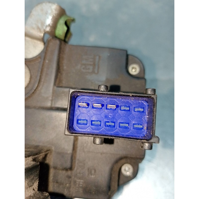 Recambio de motor cierre centralizado delantero derecho para opel zafira a 2.0 dti referencia OEM IAM 24444016  5P