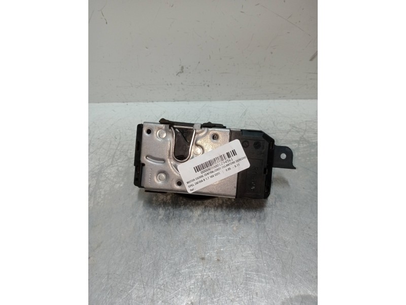 Recambio de motor cierre centralizado delantero derecho para opel zafira b 1.7 16v cdti referencia OEM IAM   5P