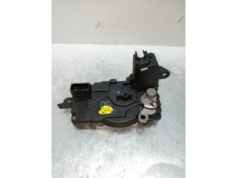 Recambio de motor cierre centralizado delantero derecho para opel zafira b 1.7 16v cdti referencia OEM IAM   5P