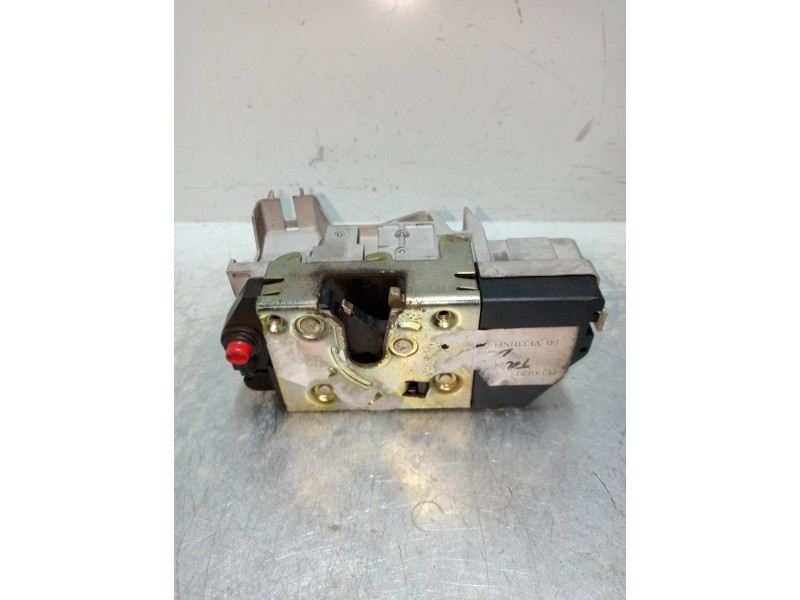 Recambio de motor cierre centralizado trasero derecho para peugeot 307 break / sw (s1) 1.6 16v cat referencia OEM IAM   5P