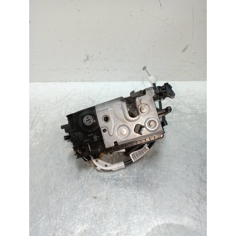 Recambio de motor cierre centralizado delantero derecho para peugeot 208 1.4 hdi fap referencia OEM IAM 45027185 5P 5P