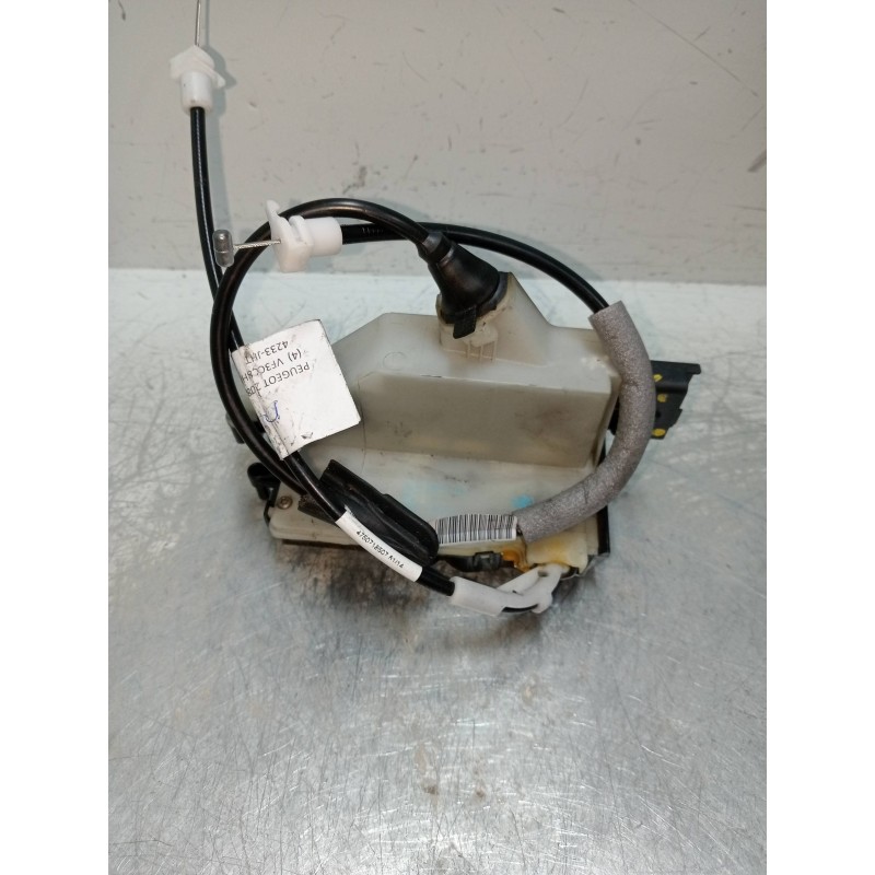Recambio de motor cierre centralizado delantero derecho para peugeot 208 1.4 hdi fap referencia OEM IAM 45027185 5P 5P