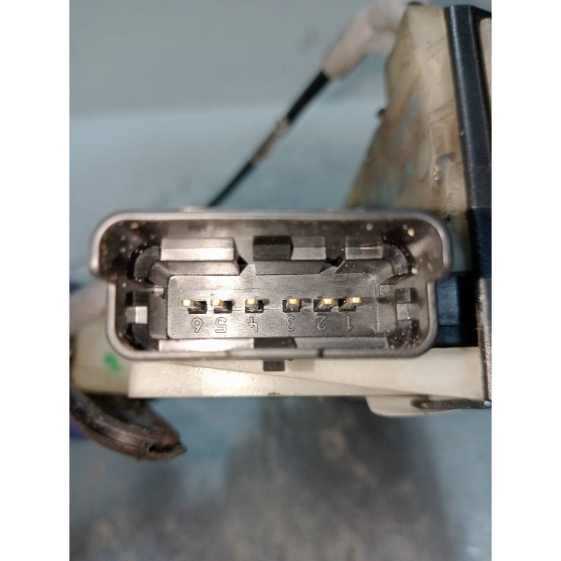 Recambio de motor cierre centralizado delantero izquierdo para peugeot 208 1.4 hdi fap referencia OEM IAM 9688080080 5P 5P