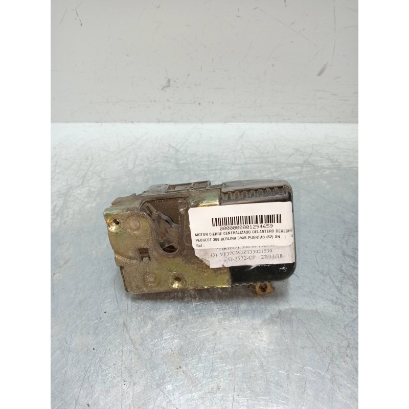 Recambio de motor cierre centralizado delantero derecho para peugeot 306 berlina 3/4/5 puertas (s2) xn referencia OEM IAM  3P 3P
