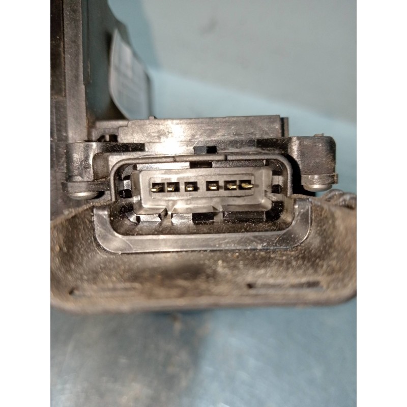 Recambio de motor cierre centralizado trasero derecho para peugeot 207 sw 1.6 16v hdi fap referencia OEM IAM 24099816 24097816 5