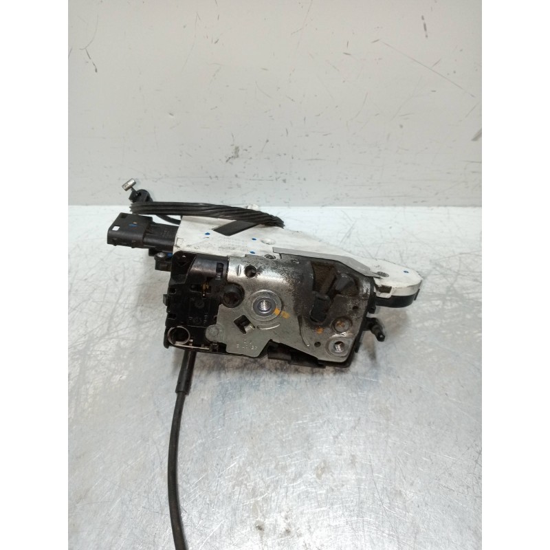Recambio de motor cierre centralizado delantero derecho para peugeot 207 1.6 16v hdi fap referencia OEM IAM 24099816 24094158 5P