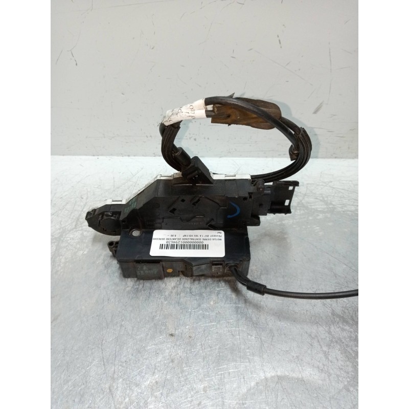 Recambio de motor cierre centralizado delantero derecho para peugeot 207 1.6 16v hdi fap referencia OEM IAM 24099816 24094158 5P
