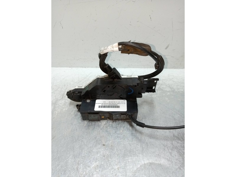 Recambio de motor cierre centralizado delantero derecho para peugeot 207 1.6 16v hdi fap referencia OEM IAM 24099816 24094158 5P