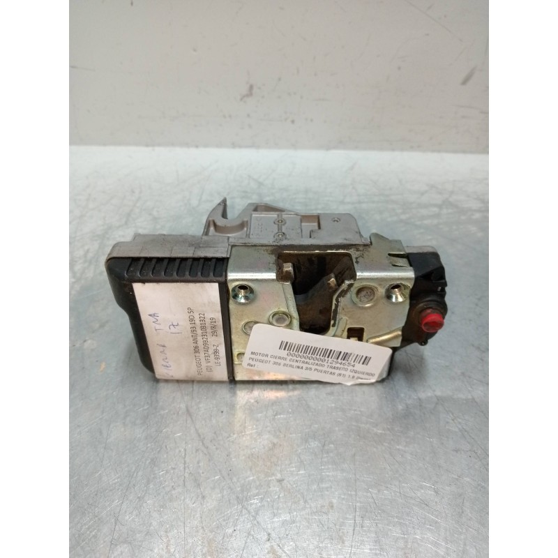 Recambio de motor cierre centralizado trasero izquierdo para peugeot 306 berlina 3/5 puertas (s1) 1.9 diesel referencia OEM IAM 