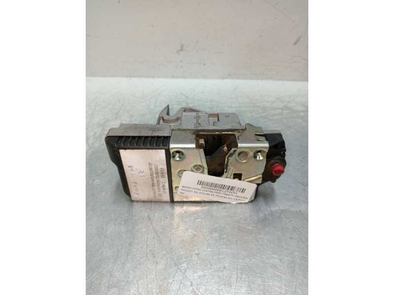 Recambio de motor cierre centralizado trasero izquierdo para peugeot 306 berlina 3/5 puertas (s1) 1.9 diesel referencia OEM IAM 
