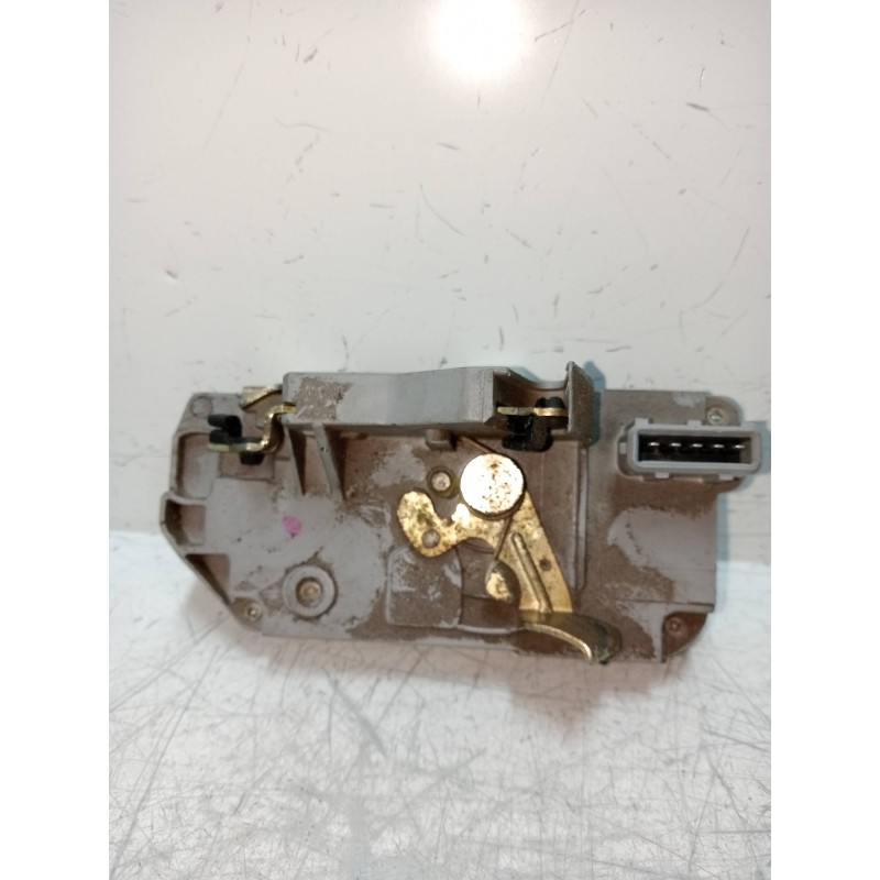 Recambio de motor cierre centralizado trasero izquierdo para peugeot 306 berlina 3/5 puertas (s1) 1.9 diesel referencia OEM IAM 