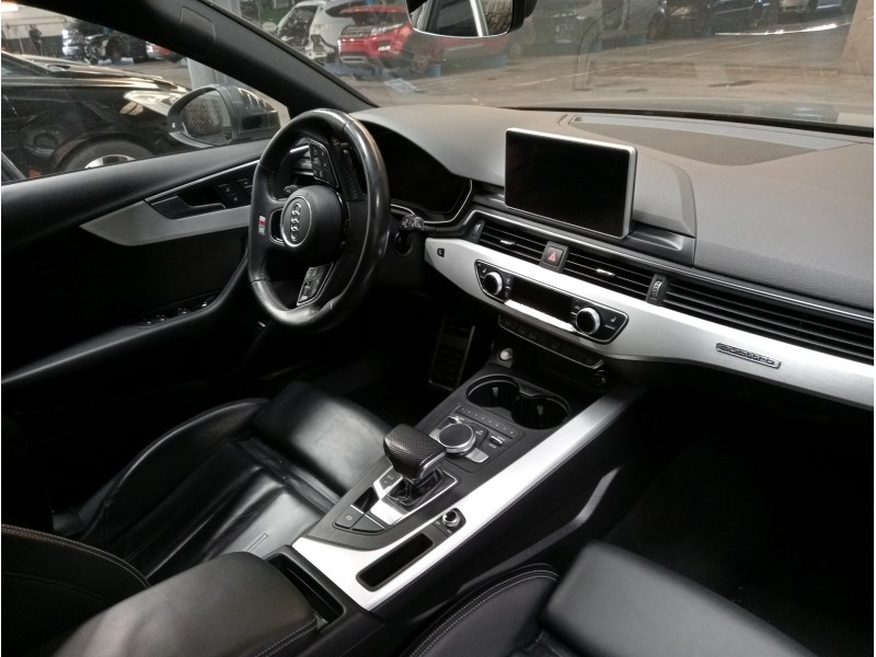 audi a4 avant (8w5) del año 2017