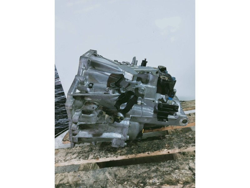 Recambio de caja cambios para nissan qashqai (j10) acenta referencia OEM IAM   6V