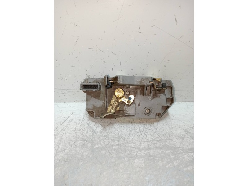 Recambio de motor cierre centralizado trasero derecho para peugeot 306 berlina 3/5 puertas (s1) 1.9 diesel referencia OEM IAM   