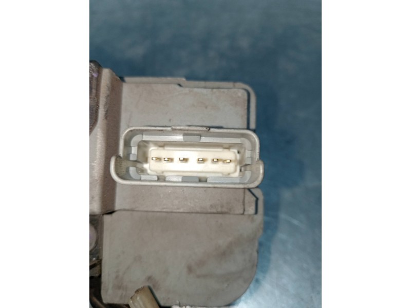 Recambio de motor cierre centralizado delantero izquierdo para peugeot 307 berlina (s2) xs referencia OEM IAM 23973158 3P 3P