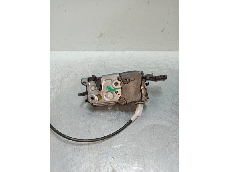 Recambio de motor cierre centralizado trasero izquierdo para peugeot 308 1.6 16v referencia OEM IAM 567165 A01520 5P
