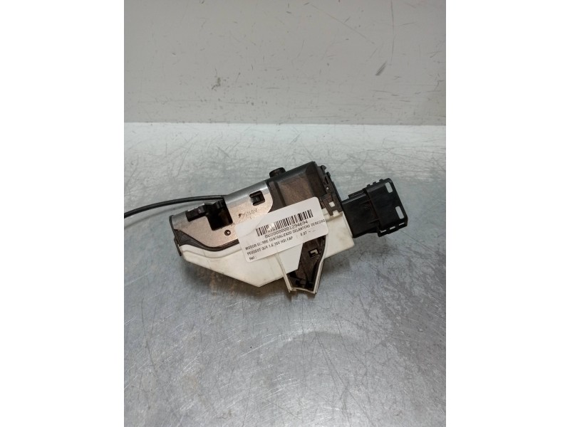 Recambio de motor cierre centralizado delantero derecho para peugeot 308 1.6 16v hdi fap referencia OEM IAM 567147 1325407 5P