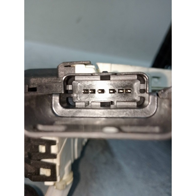 Recambio de motor cierre centralizado delantero izquierdo para peugeot 308 sport referencia OEM IAM 1035507 567154 3P