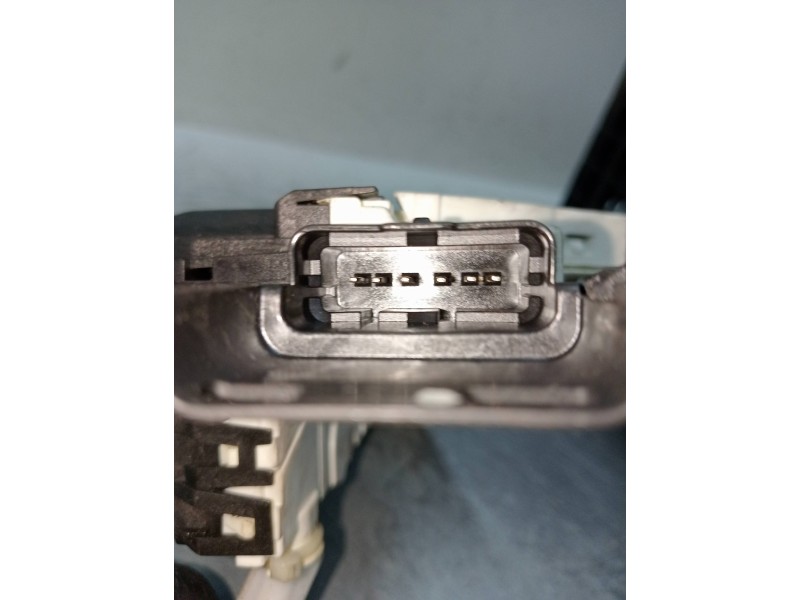 Recambio de motor cierre centralizado delantero izquierdo para peugeot 308 sport referencia OEM IAM 1035507 567154 3P