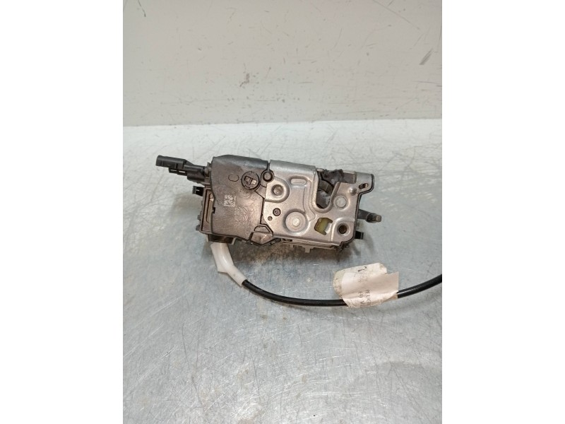 Recambio de motor cierre centralizado trasero derecho para peugeot 308 sw sport referencia OEM IAM 732107 4180M078715 5P