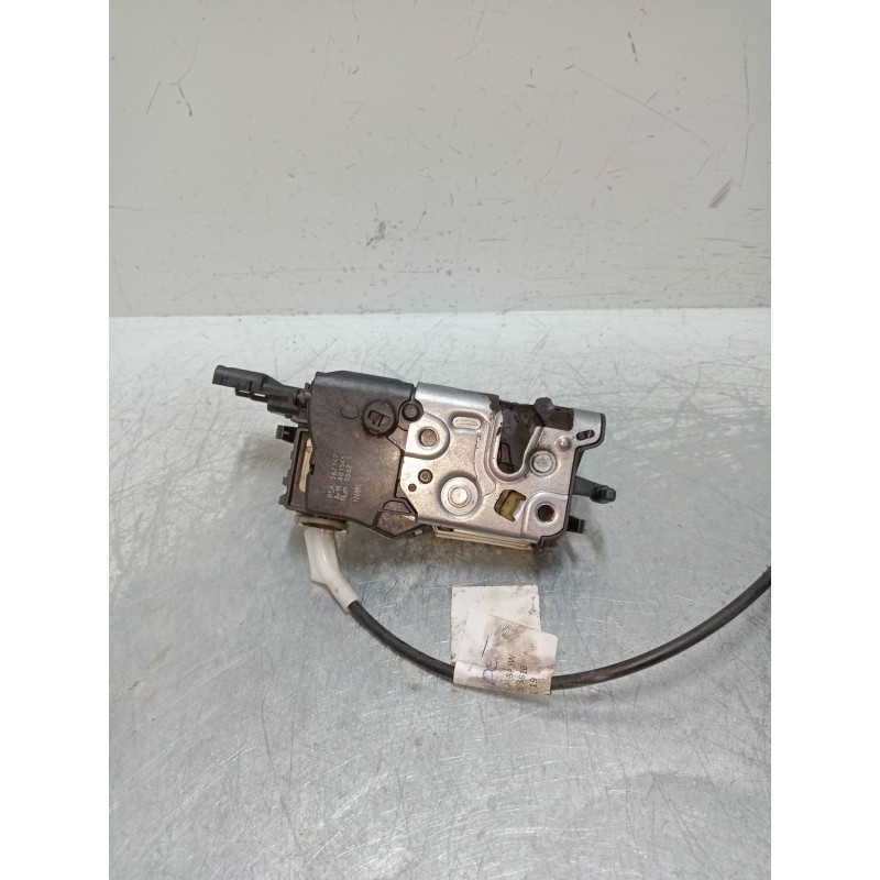 Recambio de motor cierre centralizado delantero derecho para peugeot 308 sw confort referencia OEM IAM 567147 A01545 5P