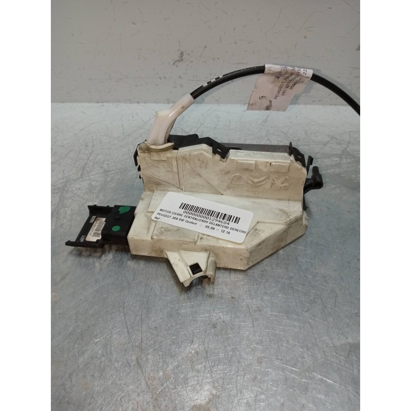Recambio de motor cierre centralizado delantero derecho para peugeot 308 sw confort referencia OEM IAM 567147 A01545 5P