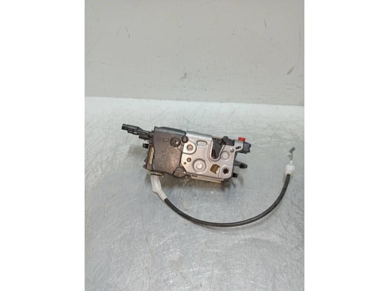 Recambio de motor cierre centralizado trasero derecho para peugeot 308 sw confort referencia OEM IAM   5P