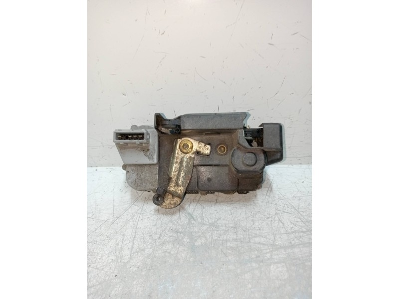 Recambio de motor cierre centralizado trasero derecho para peugeot 406 berlina (s1/s2) sv referencia OEM IAM   99