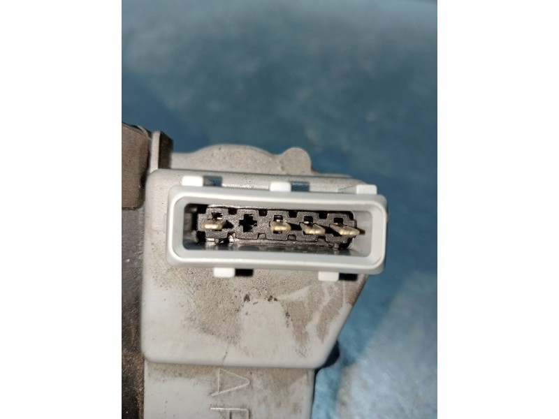 Recambio de motor cierre centralizado trasero izquierdo para peugeot 406 berlina (s1/s2) sv referencia OEM IAM   4P