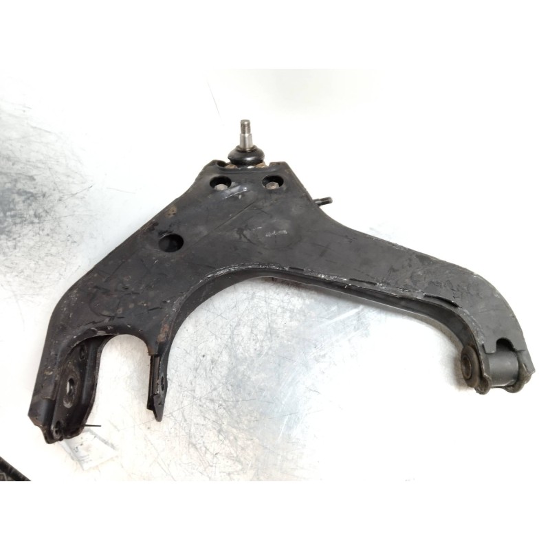 Recambio de brazo suspension inferior delantero derecho para mitsubishi montero (v20/v40) 2.5 turbodiesel referencia OEM IAM   