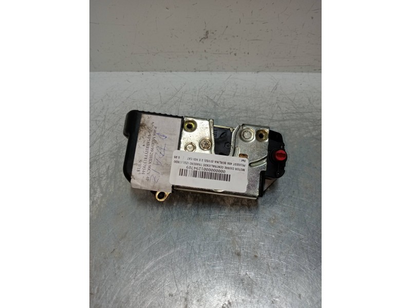Recambio de motor cierre centralizado trasero izquierdo para peugeot 406 berlina (s1/s2) 2.0 hdi cat referencia OEM IAM   4P