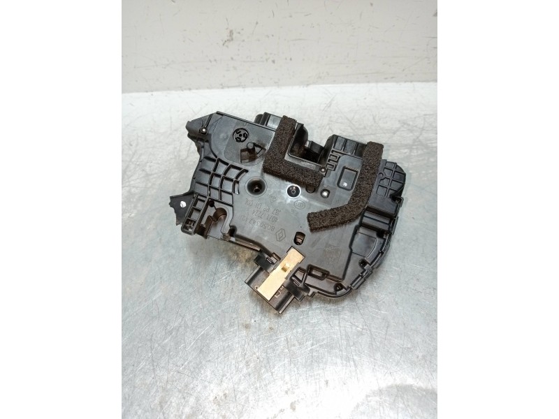 Recambio de motor cierre centralizado trasero izquierdo para renault captur 0.9 energy referencia OEM IAM 805034742R 40717224 5P