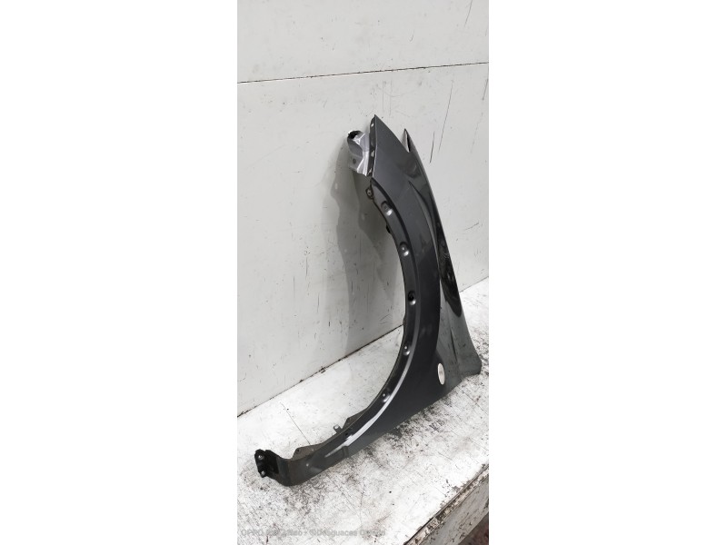 Recambio de aleta delantera izquierda para nissan qashqai (j10) acenta referencia OEM IAM   