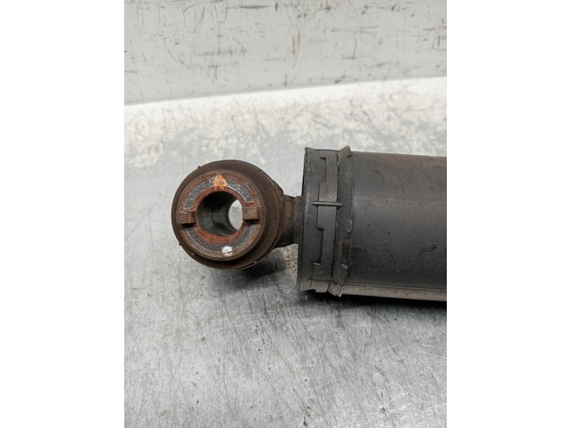 Recambio de amortiguador trasero derecho para toyota proace verso compact shuttle referencia OEM IAM   