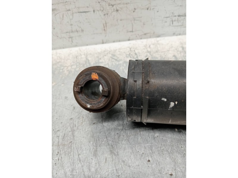 Recambio de amortiguador trasero izquierdo para toyota proace verso compact shuttle referencia OEM IAM 9816510180  