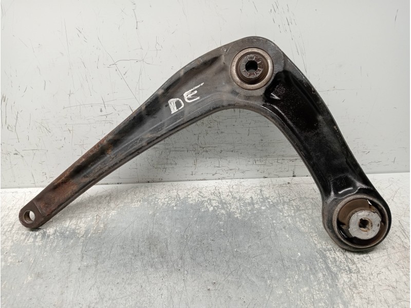 Recambio de brazo suspension inferior delantero derecho para toyota proace verso compact shuttle referencia OEM IAM 9816863580  