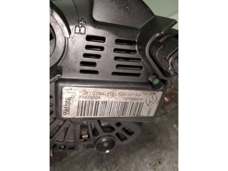 Recambio de alternador para nissan tiida (c11x/sc11x) acenta referencia OEM IAM 8200667608  