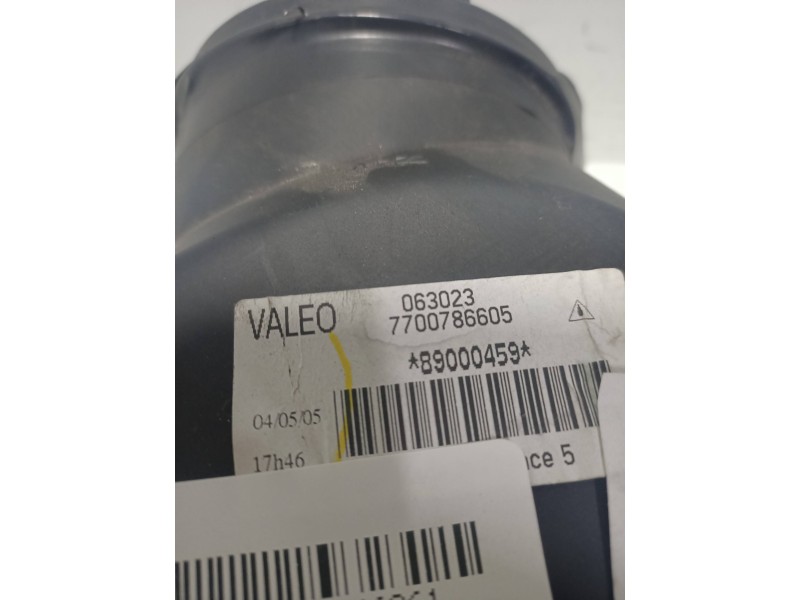 Recambio de faro izquierdo para renault 19 (b/c/l53) 1.9 d referencia OEM IAM 063023 7700786605 