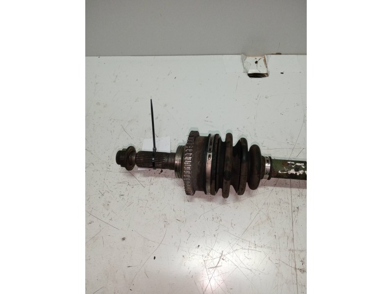 Recambio de transmision delantera izquierda para kia carnival ii 2.9 cdri ex referencia OEM IAM   