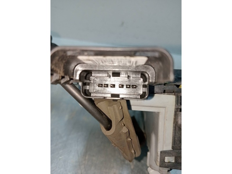 Recambio de motor cierre centralizado trasero derecho para peugeot 3008 2.0 16v hdi fap cat (rhe / dw10cted4) referencia OEM IAM