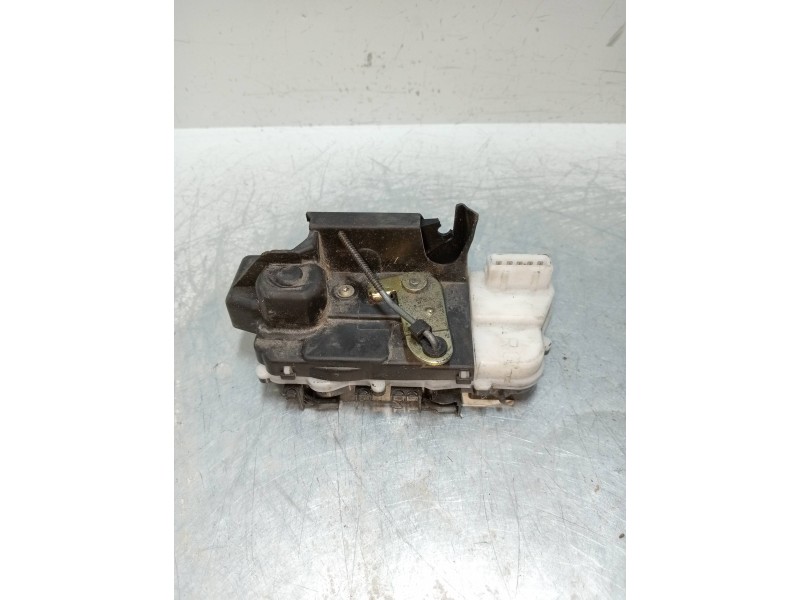 Recambio de motor cierre centralizado trasero izquierdo para peugeot 607 (s1) 2.2 hdi fap cat referencia OEM IAM   4P
